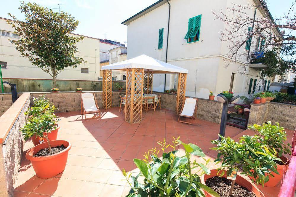 Domus Socolatae Apartments&Suites Follonica Eksteriør bilde