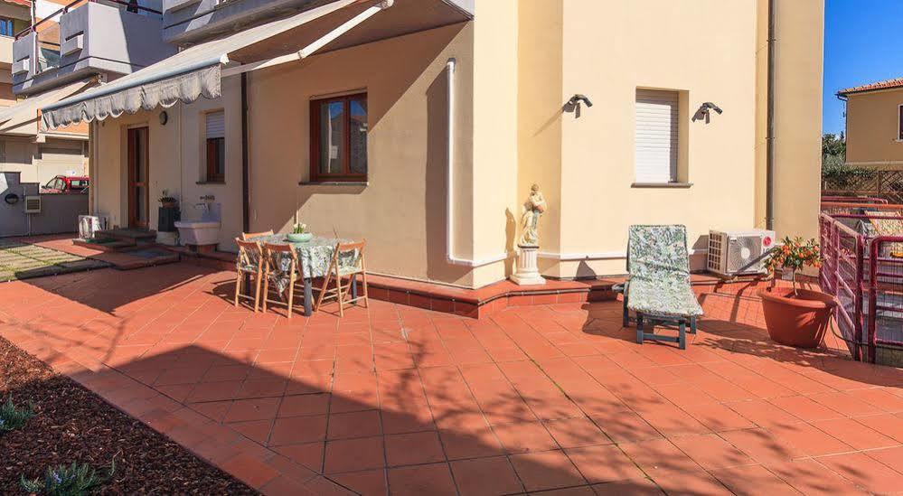 Domus Socolatae Apartments&Suites Follonica Eksteriør bilde